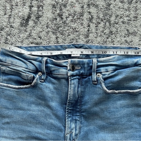 Good American Good Legs Skinny Jeans - Picture 3 of 7